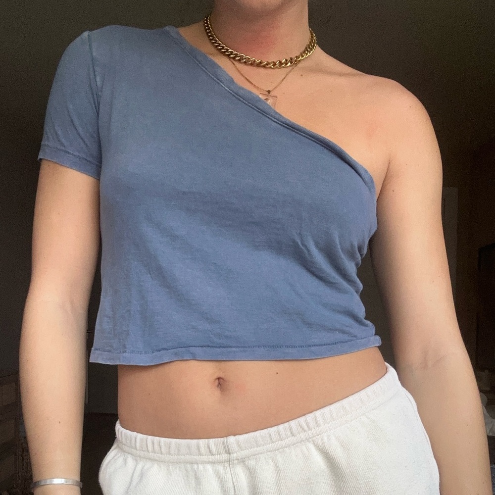Aerie top